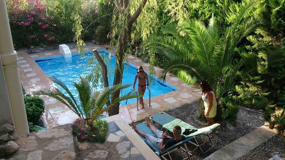 Mikros Paradisos Somatas Luaran gambar